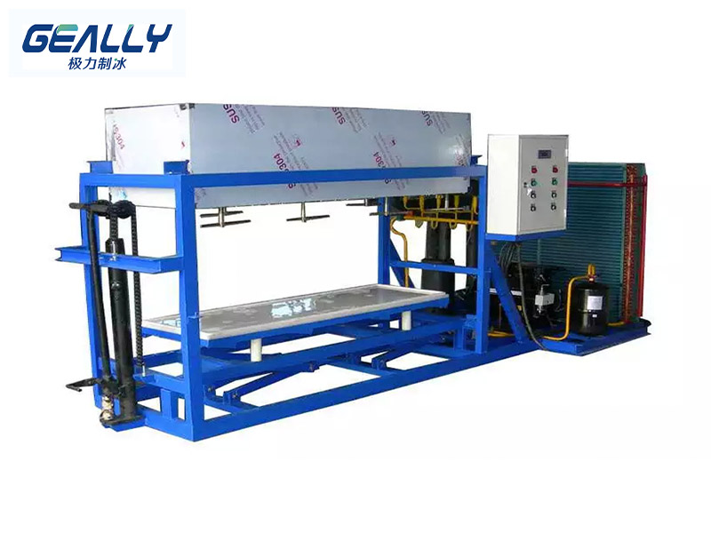 塊冰機(jī)的優(yōu)勢(shì)有哪些？挑選塊冰機(jī)要看哪幾方面？